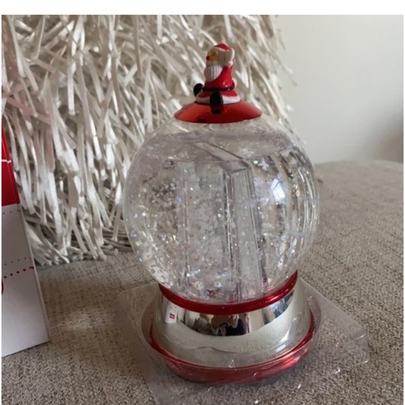 🪞 NEW light up holiday santa glow decorative snow globe - Picture 5 of 6